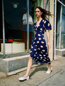 Jess Dress | Navy Daisy