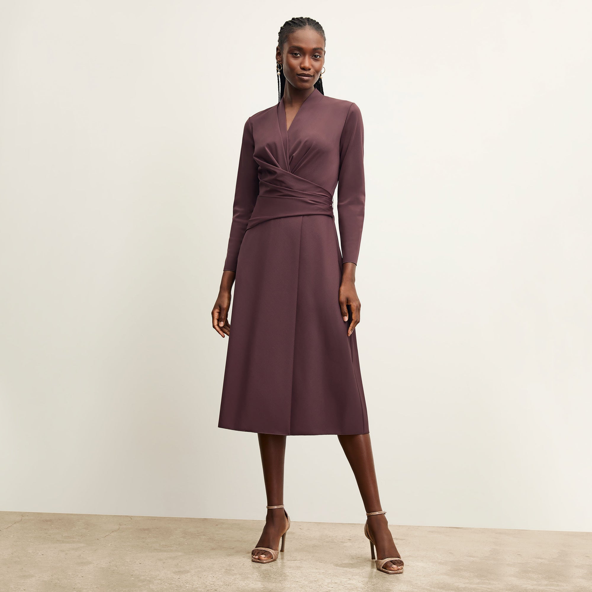 front image of a woman wearing the carly dress in grape | Lead