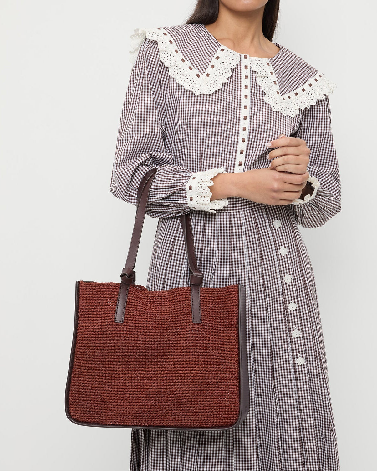 Color: Espresso/Chestnut