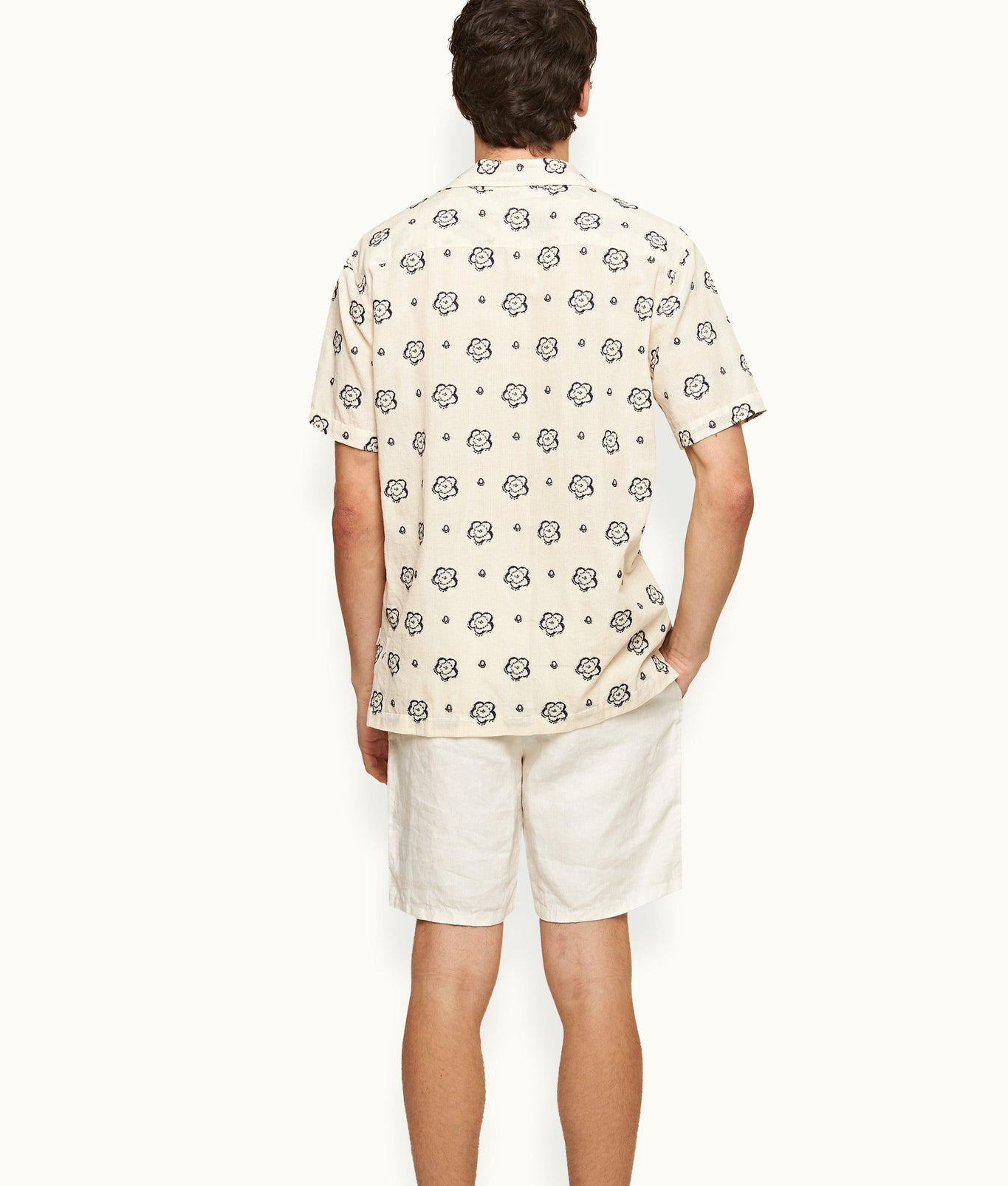 Marne Blossom Jacquard Relaxed Fit Capri Collar Shirt White Sand/Plum Colour | White Sand
