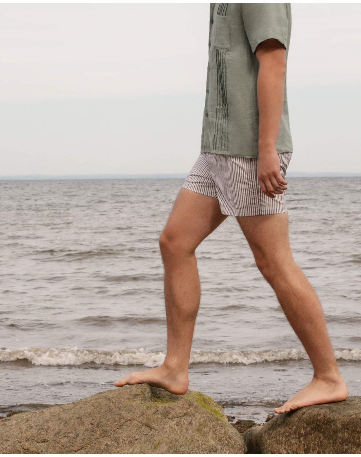 Men | Calder Side Elastic 4" Swim Trunk | White