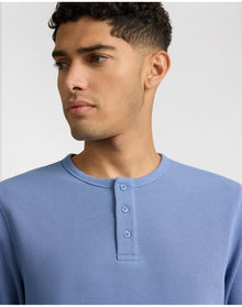Men | Heavyweight Cotton Waffle Henley Sweatshirt | Indigo