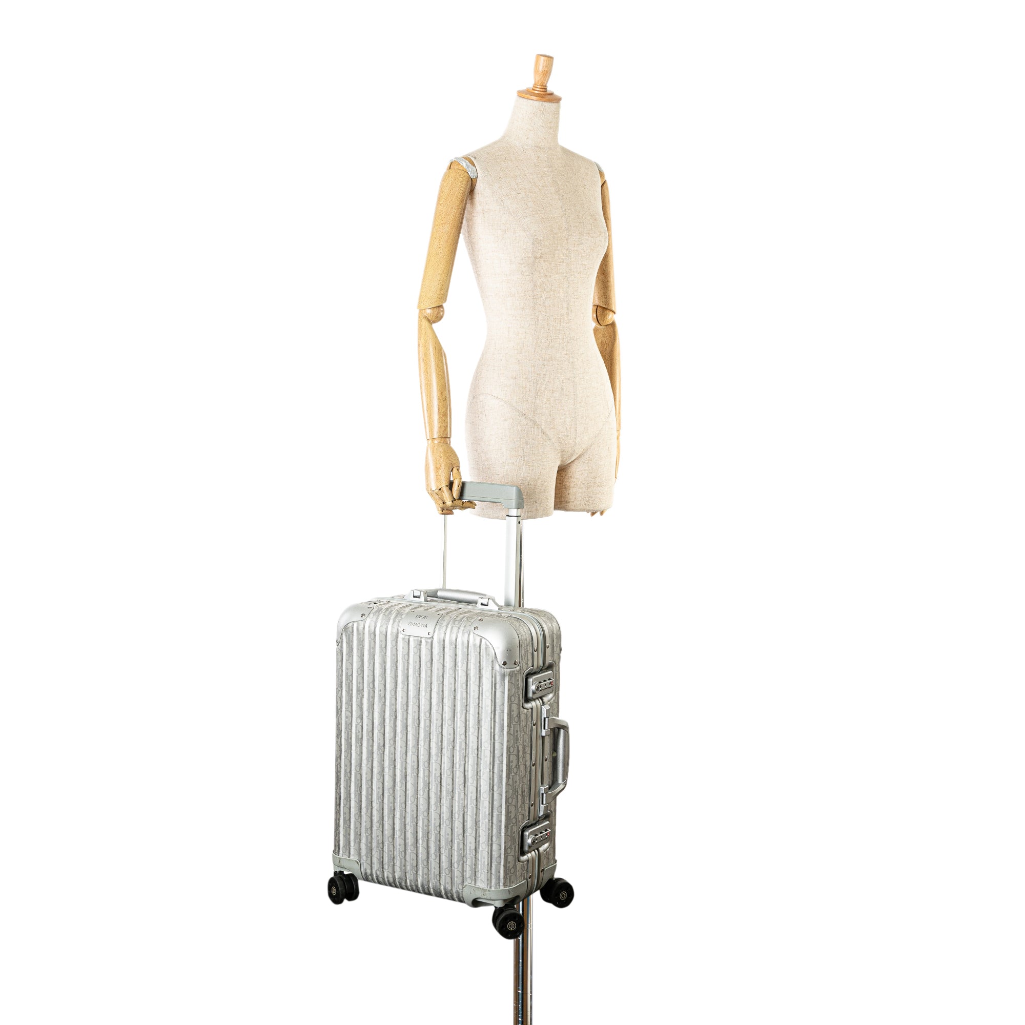 Dior | Pre-Owned Rimowa Oblique Aluminum Gradient Cabin Luggage | Silver