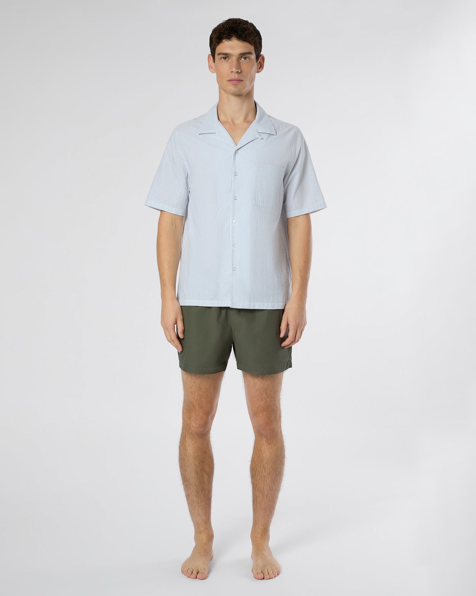 Deep Navy/White