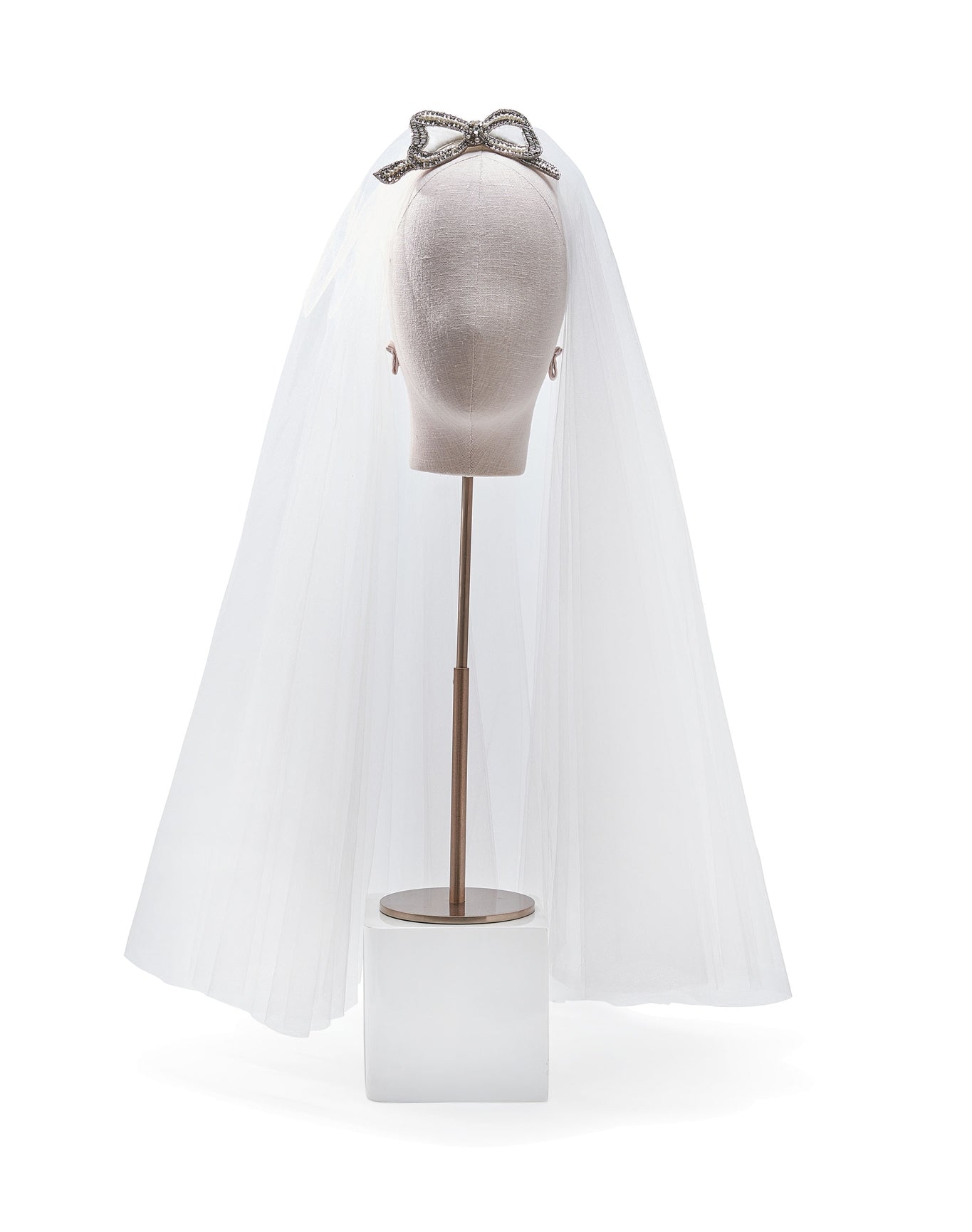 Embroidered Veil | White