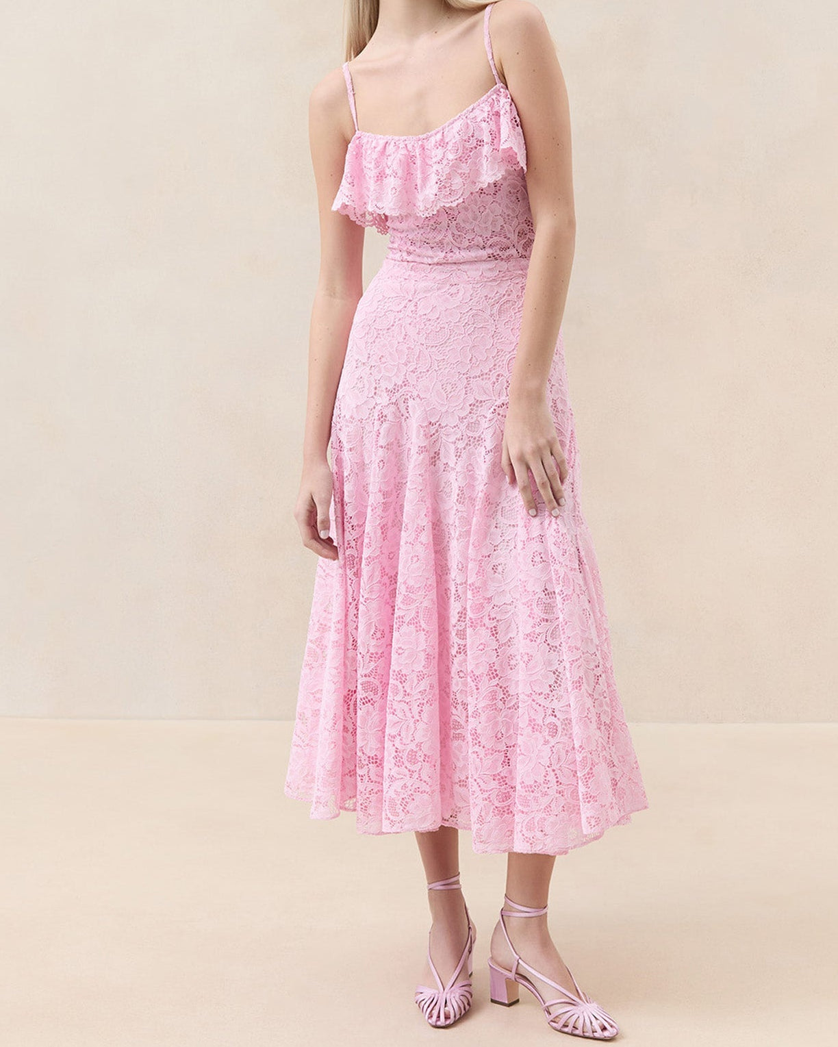 Color: Pink