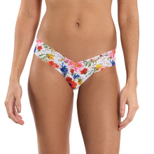 Signature Lace Low Rise Thong | Meadow Mix (White)
