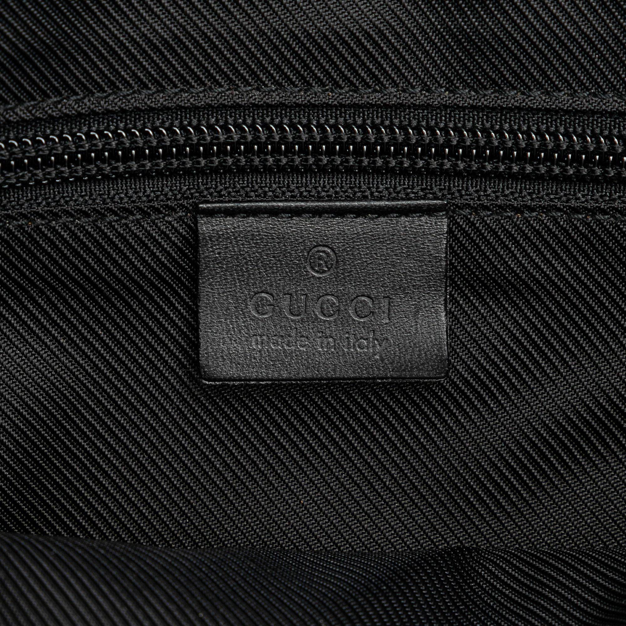 Gucci | Pre-Owned GG Canvas Crossbody  | Black