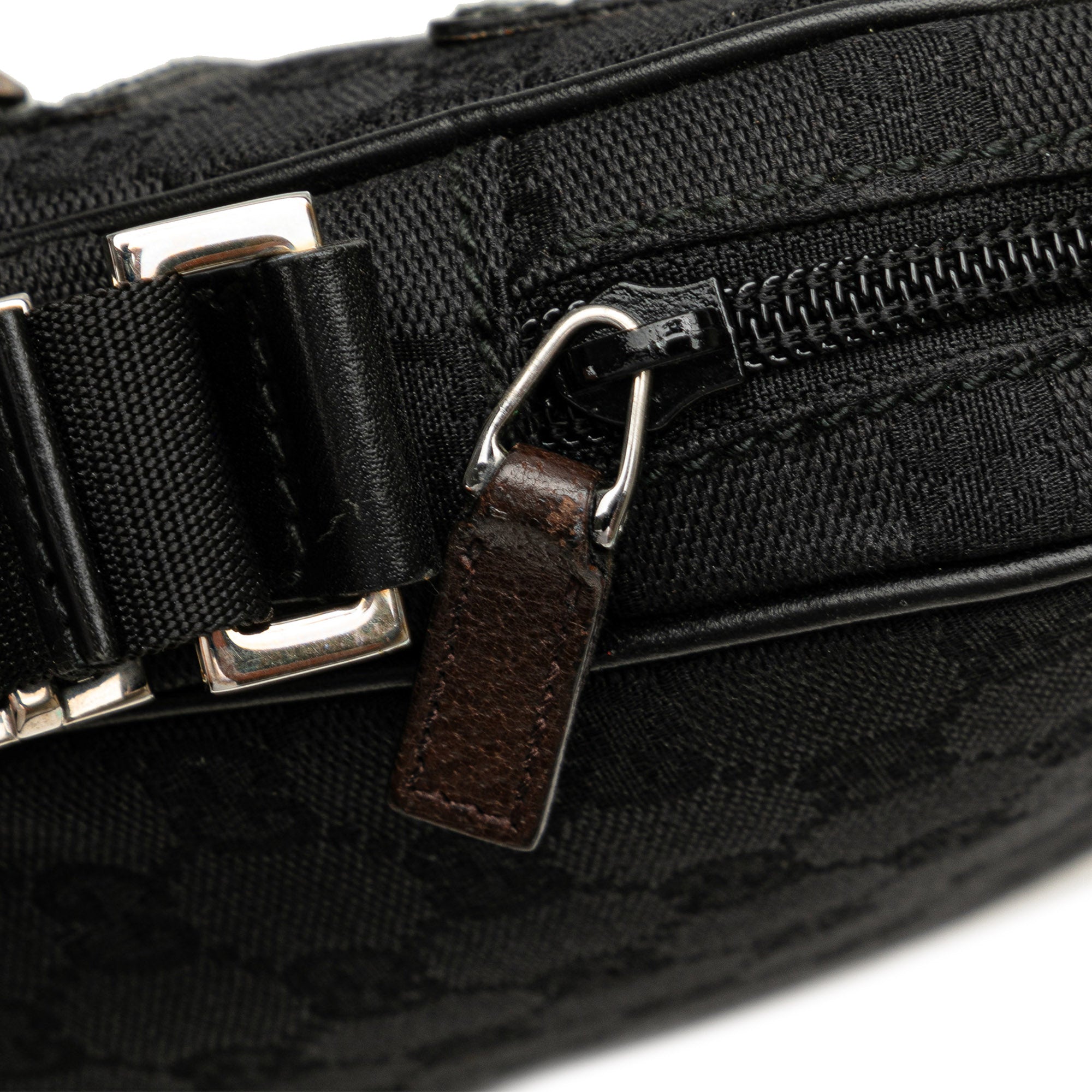 Gucci | Pre-Owned GG Canvas Crossbody  | Black