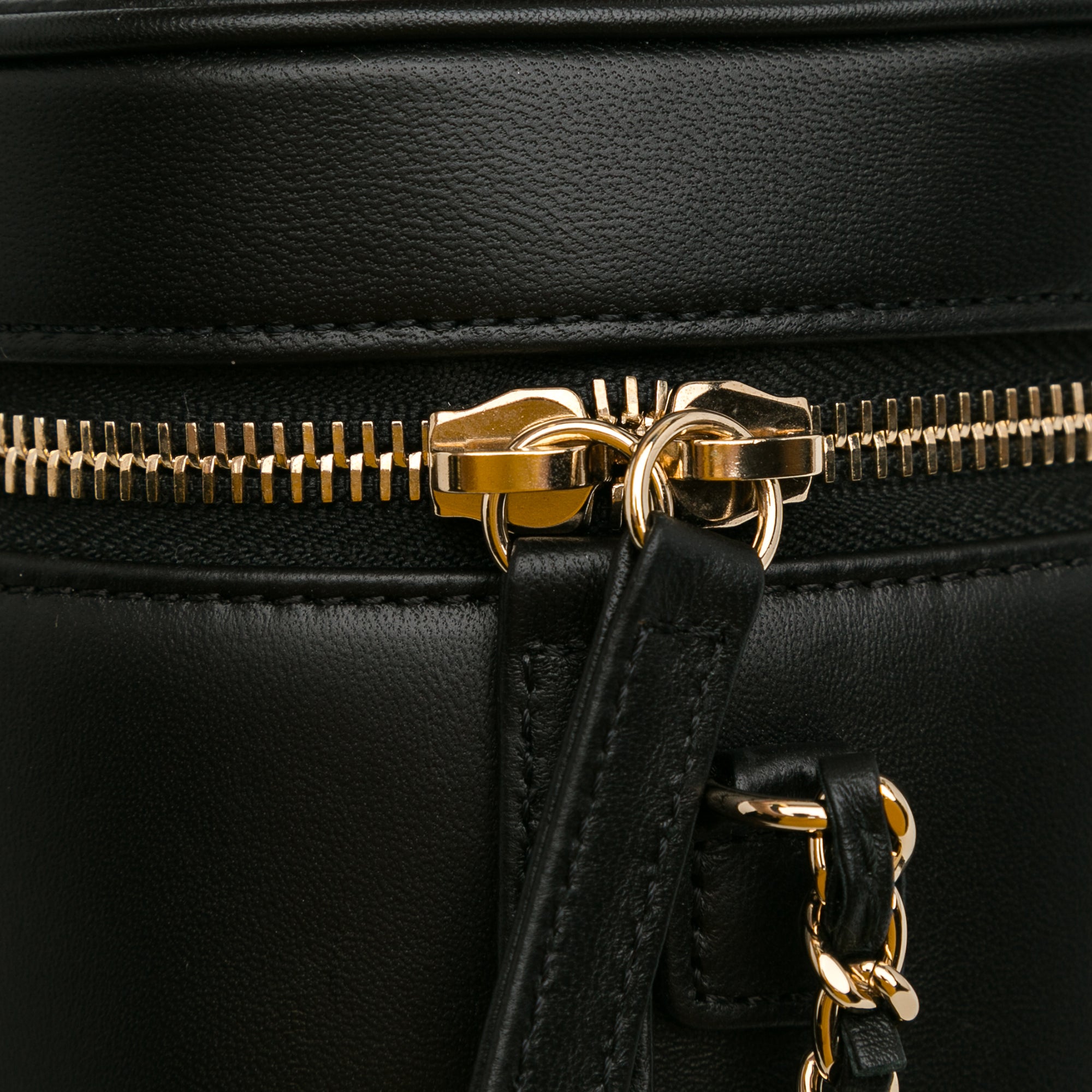 Chanel | Pre-Owned CC Lambskin Vanity Case | Black