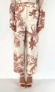 Womens | Cali Thin Linen Cotton Ankle Length Tapered Pants | Beige Brown