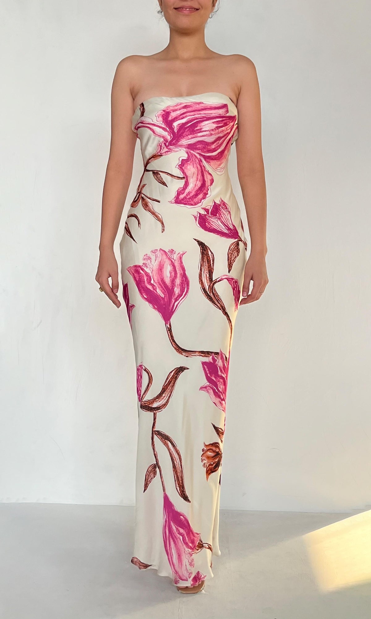 Rococo Sand | Inv Viscose Satin Lycra Long Dress | White-Pink