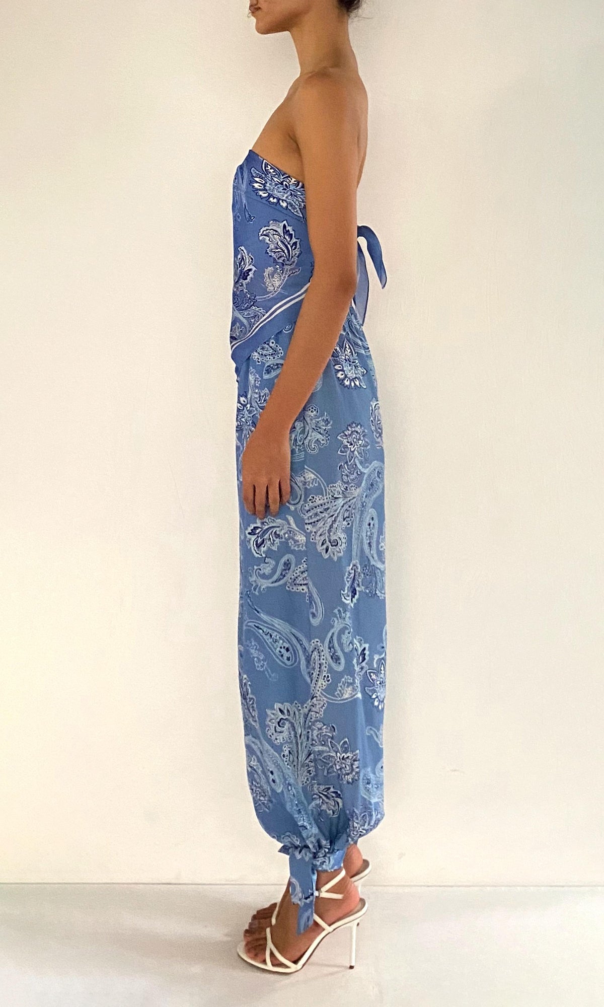 Womens | Navy Viscose Heavy Crepe Mid Waist Jogger Pants | Light Blue