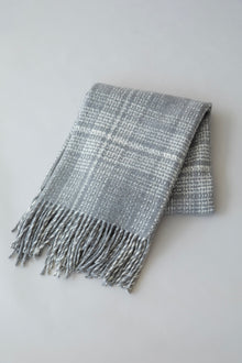 Rustic Plaid Throw | Grey Ivory