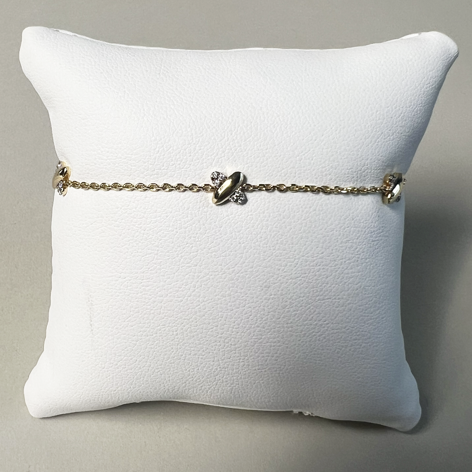 Glitterati Kisses Bracelet | 14K Yellow Gold | 0.06 CTW (Approx) White Diamond