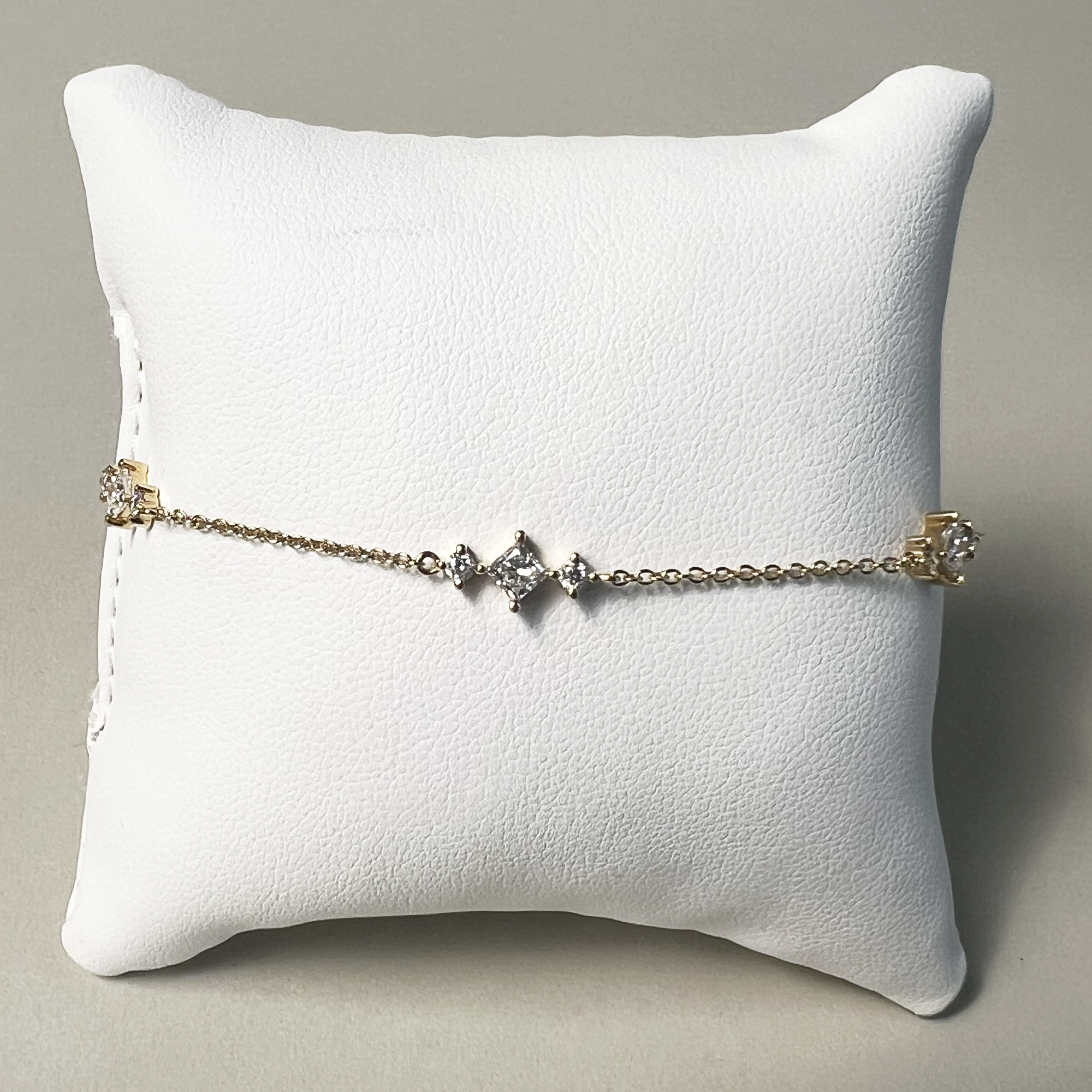 Tinkle Bracelet | 14K Yellow Gold | 1.00 CTW (Approx) White Lab Diamond