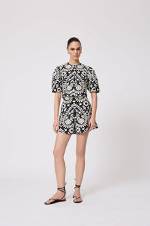Floral Jacquard Short | Black Multi