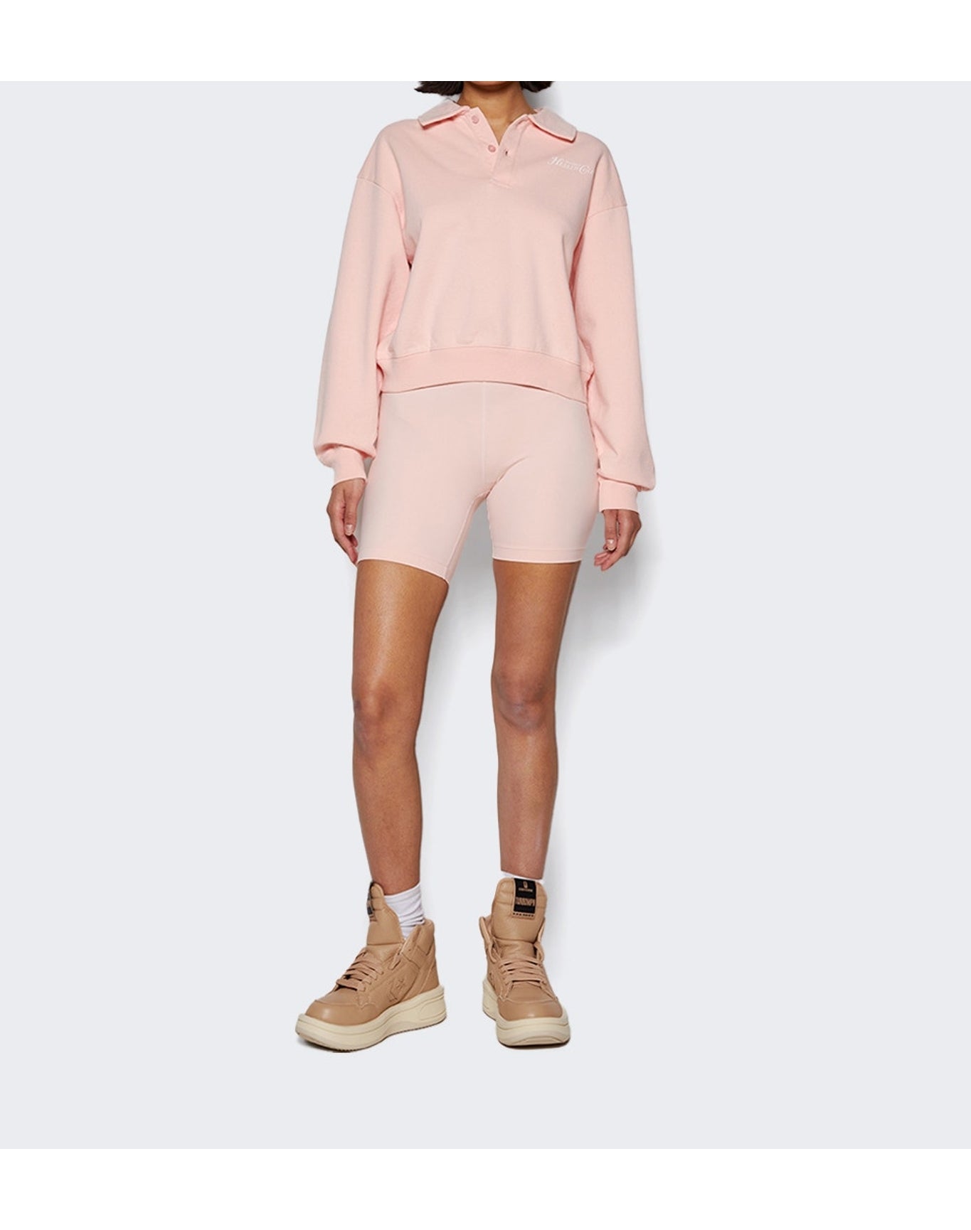 Sporty & Rich | Women | Serif Logo Biker Shorts | Ballet Pink