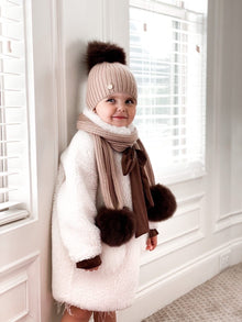 Unisex | Misha Ribbed Angora Hat Fur Pom | Beige x Brown