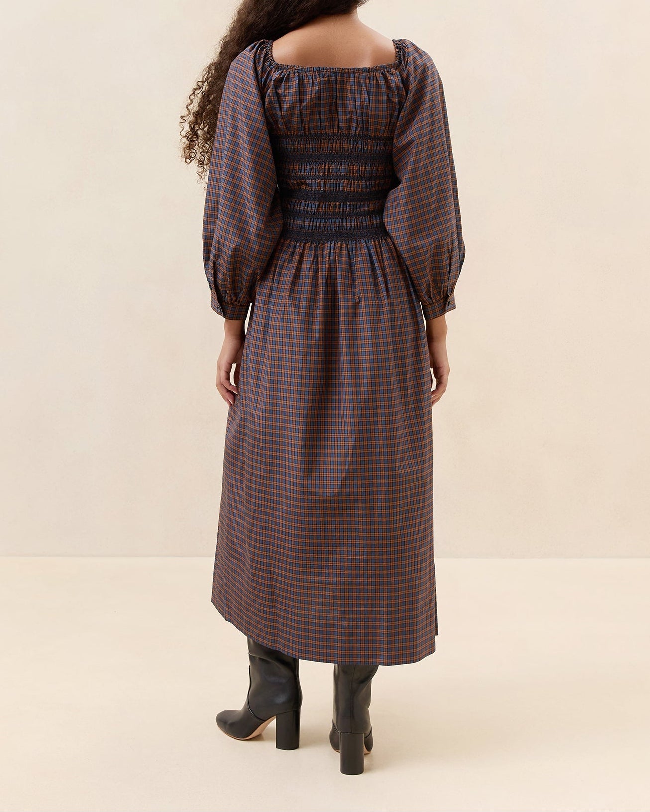 Color: Navy/Rust Plaid