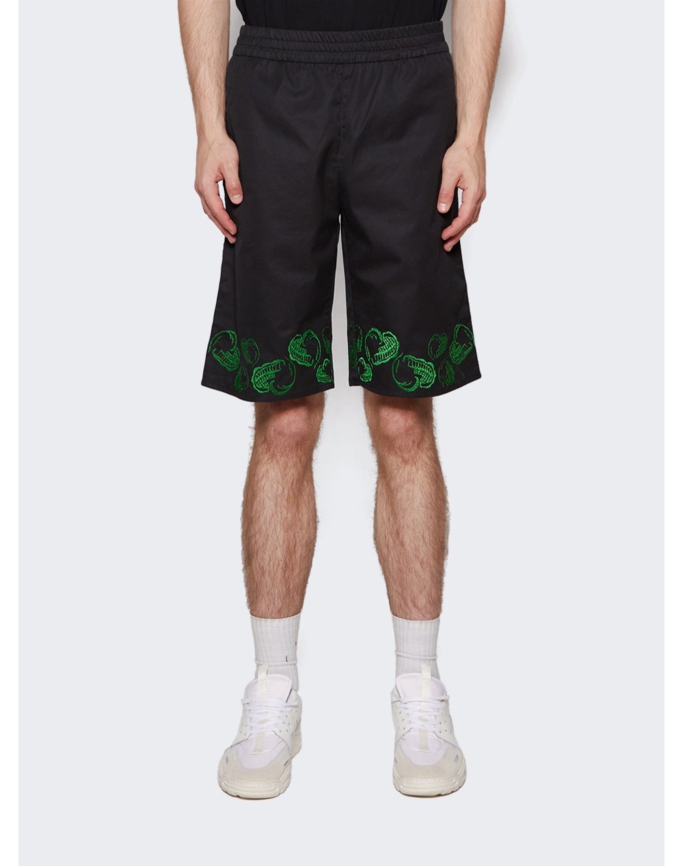 Veert | Men | Heart Embroidered Shorts | Black