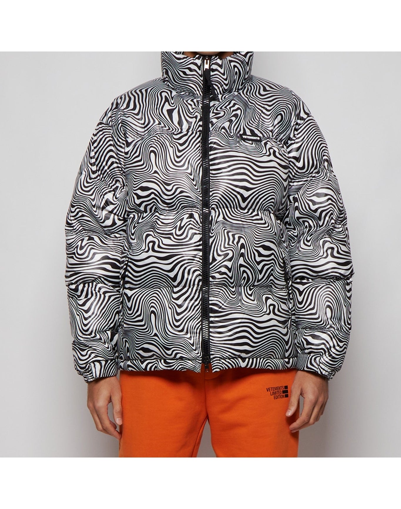 Vetements | Men | Zebra Print Logo Puffer Jacket | Black x White