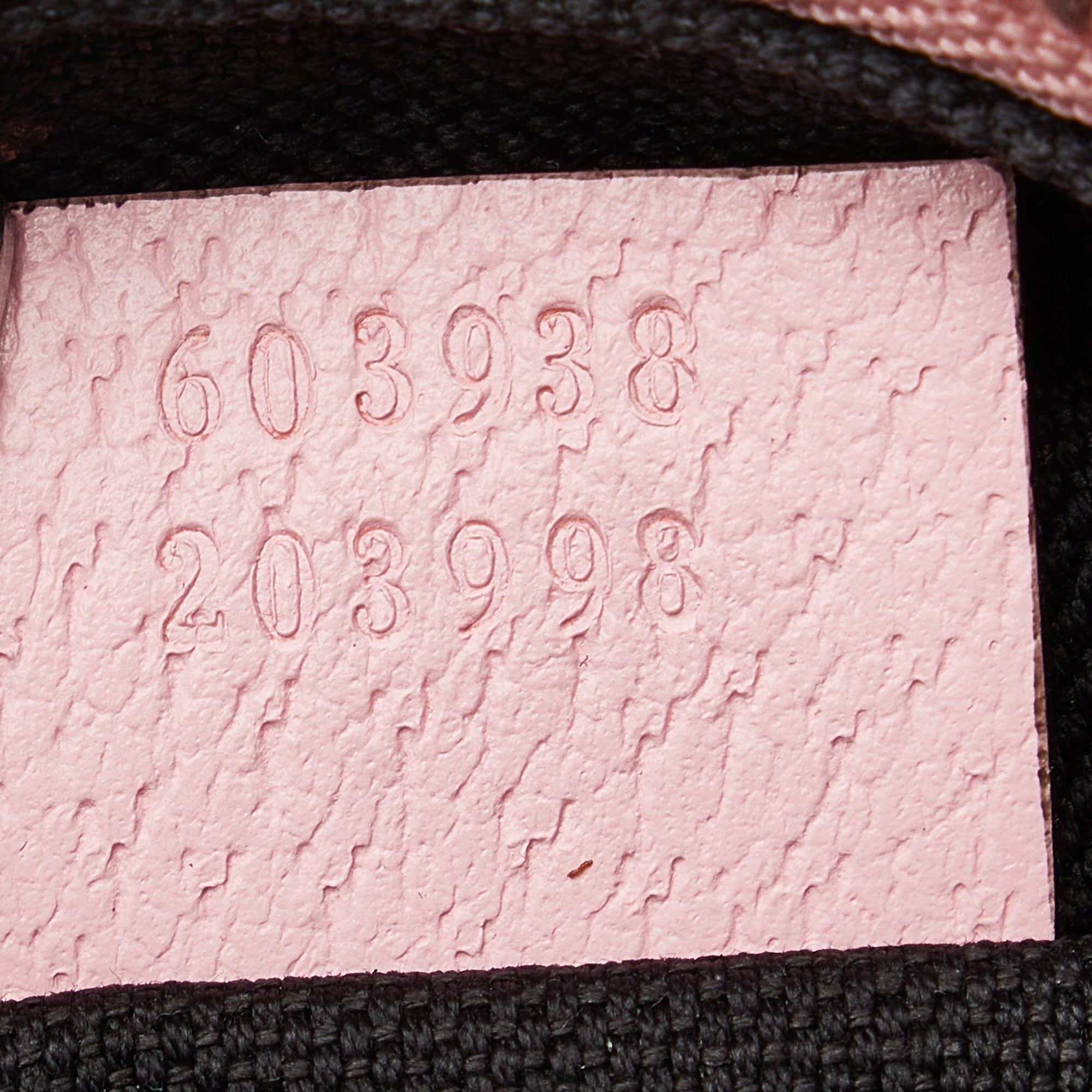 Gucci | Pre-Owned GG Supreme Psychedelic Round Crossbody | Pink