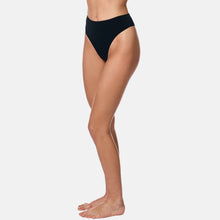 OW Collection Willow Thong | Black Caviar