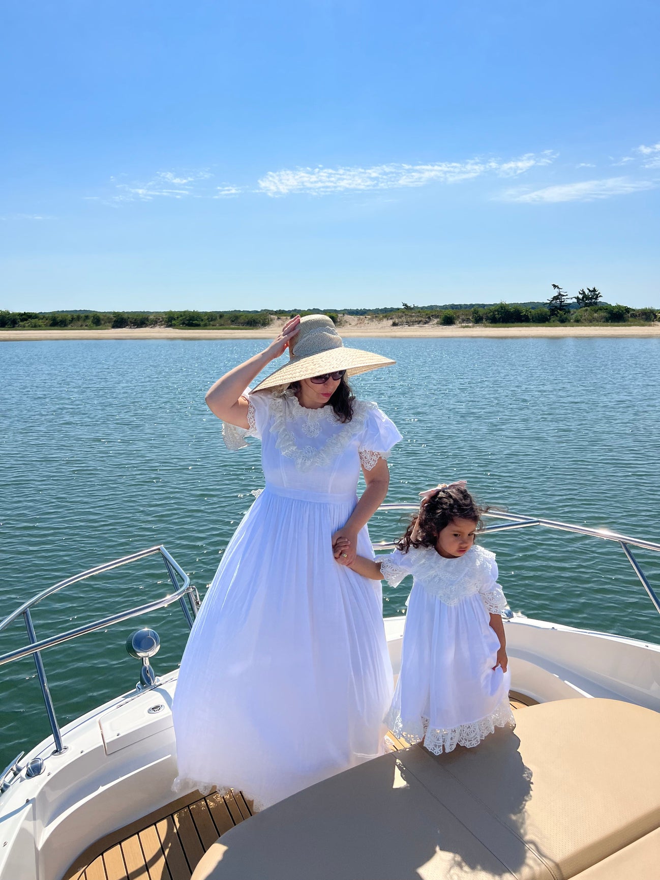 Women | Katherine Embroidered Linen Mom Dress | White