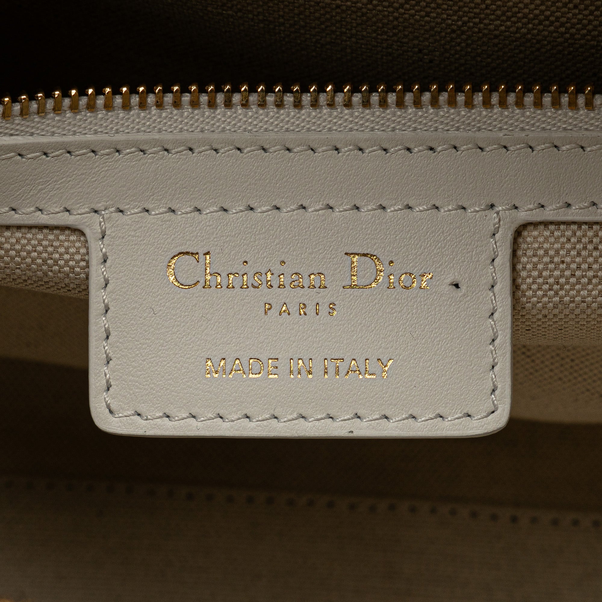 Dior | Pre-Owned Medium Padded Etoile Leather Vibe Zip Bowling Bag | Gold