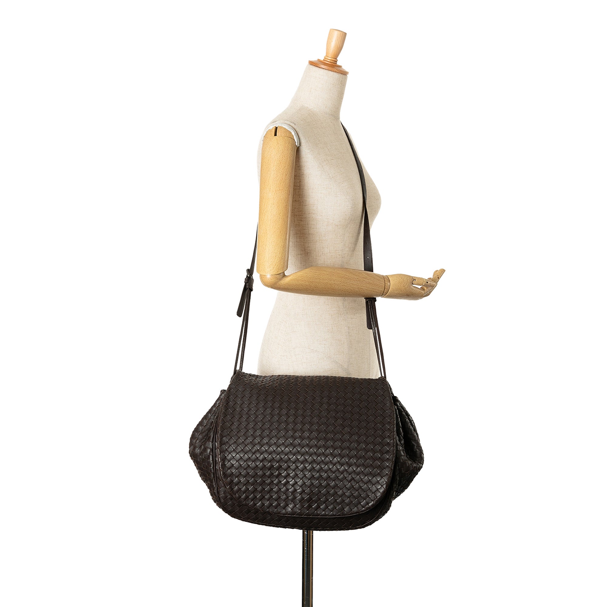 Bottega Veneta | Pre-Owned Intrecciato Flap Crossbody | Brown
