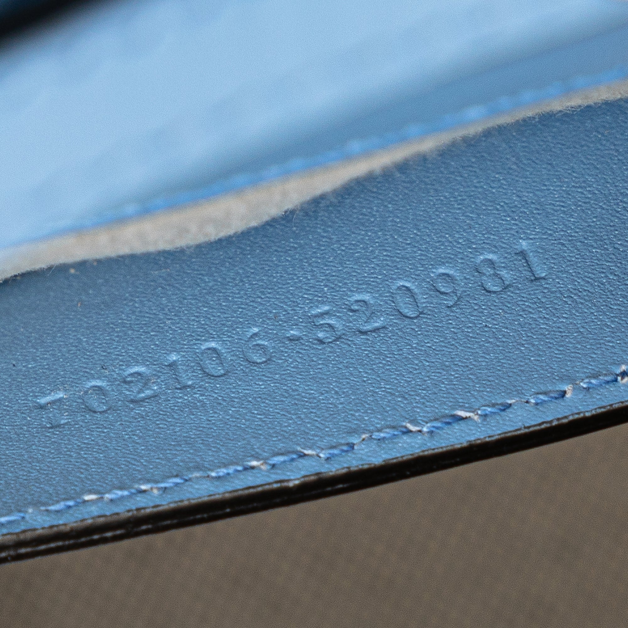 Gucci | Pre-Owned Calfskin Bamboo Top Handle Bag | Blue