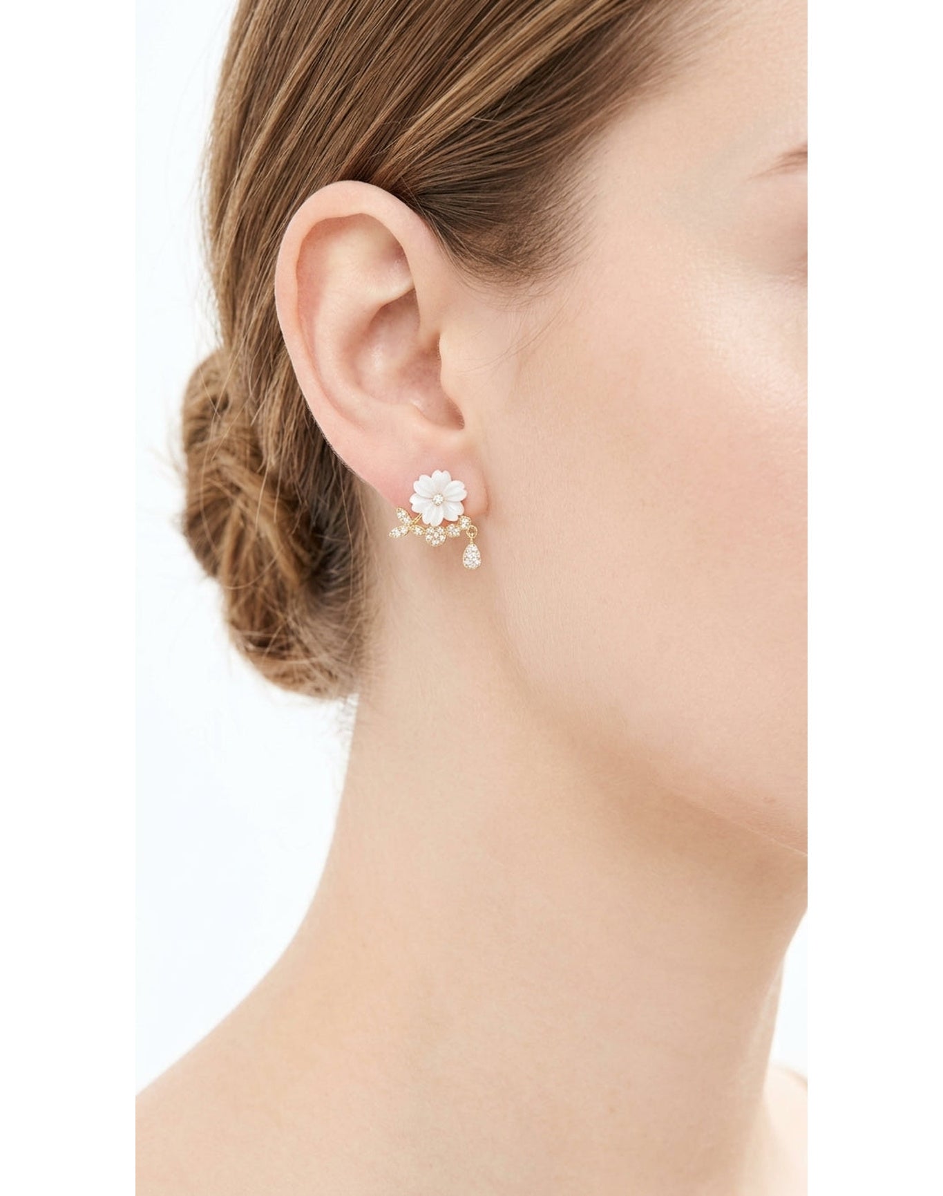 Yellow Gold Pink Flower Shell Earrings | 14K Yellow Gold