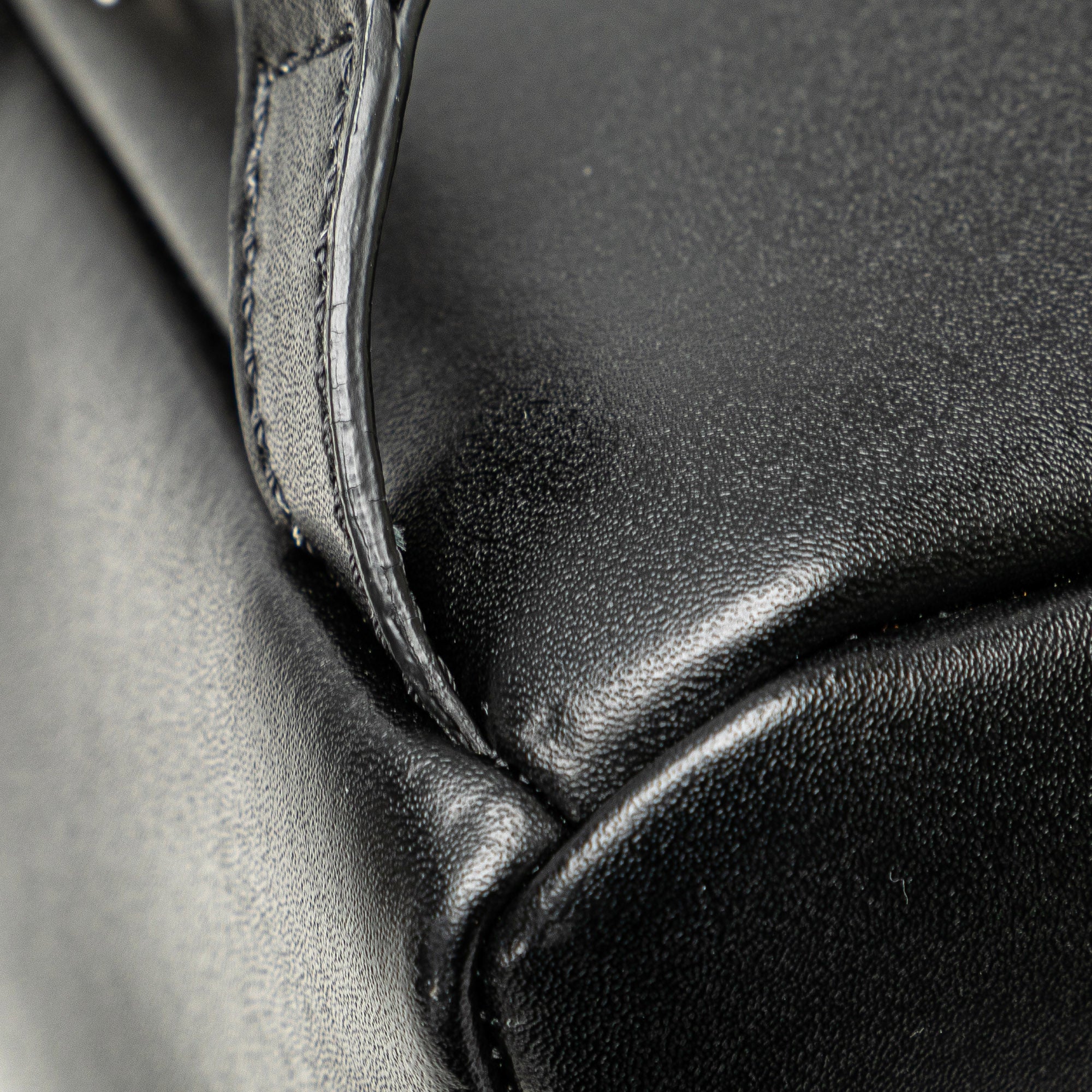 Fendi | Pre-Owned Mini By The Way Leather Ribbon Pearl Backpack | Black