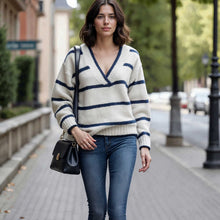 Women | Jackie Sweater | Ivory / Navy