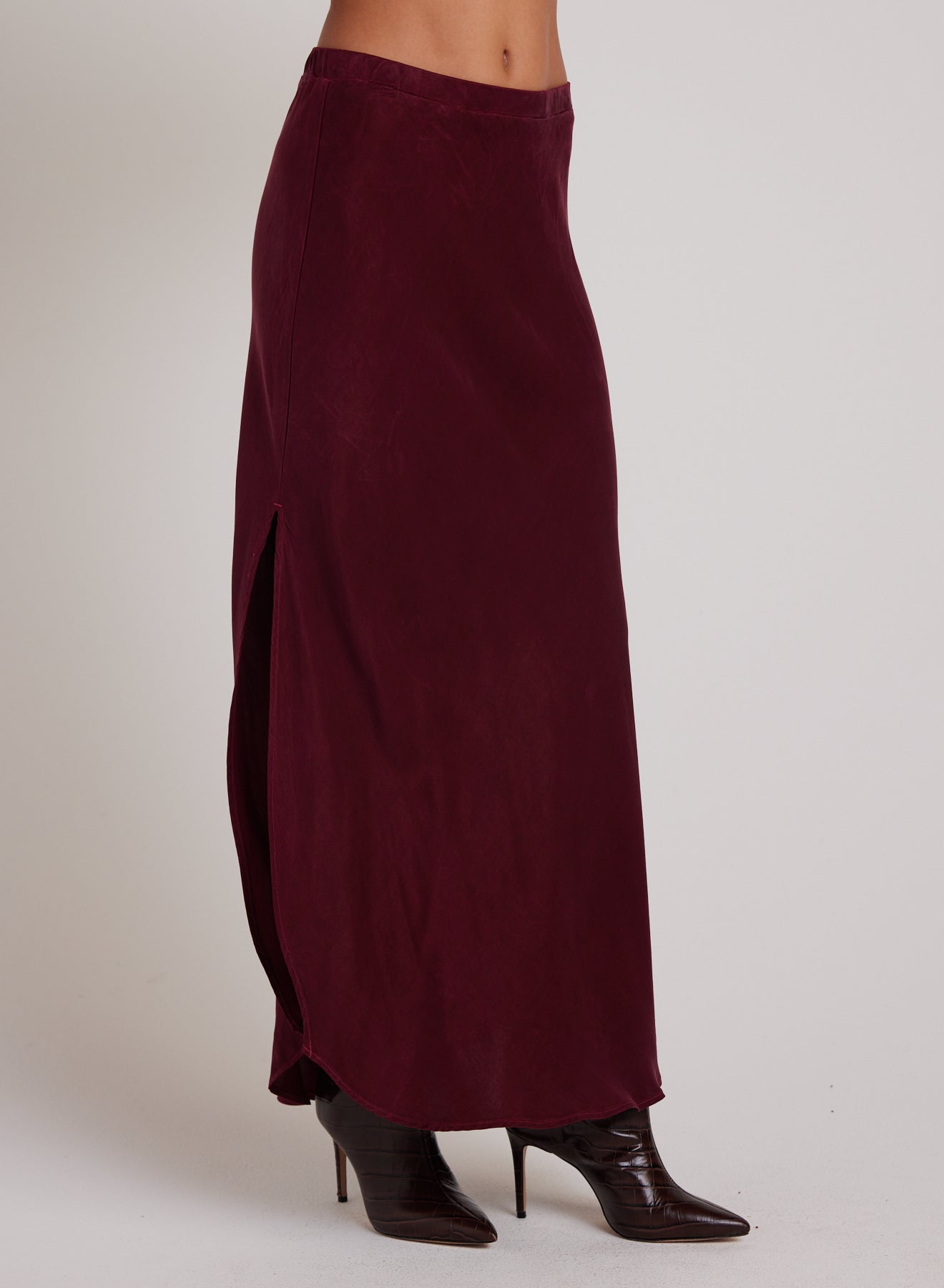 Asymmetric Side Slit Bias Skirt | Deep Plum