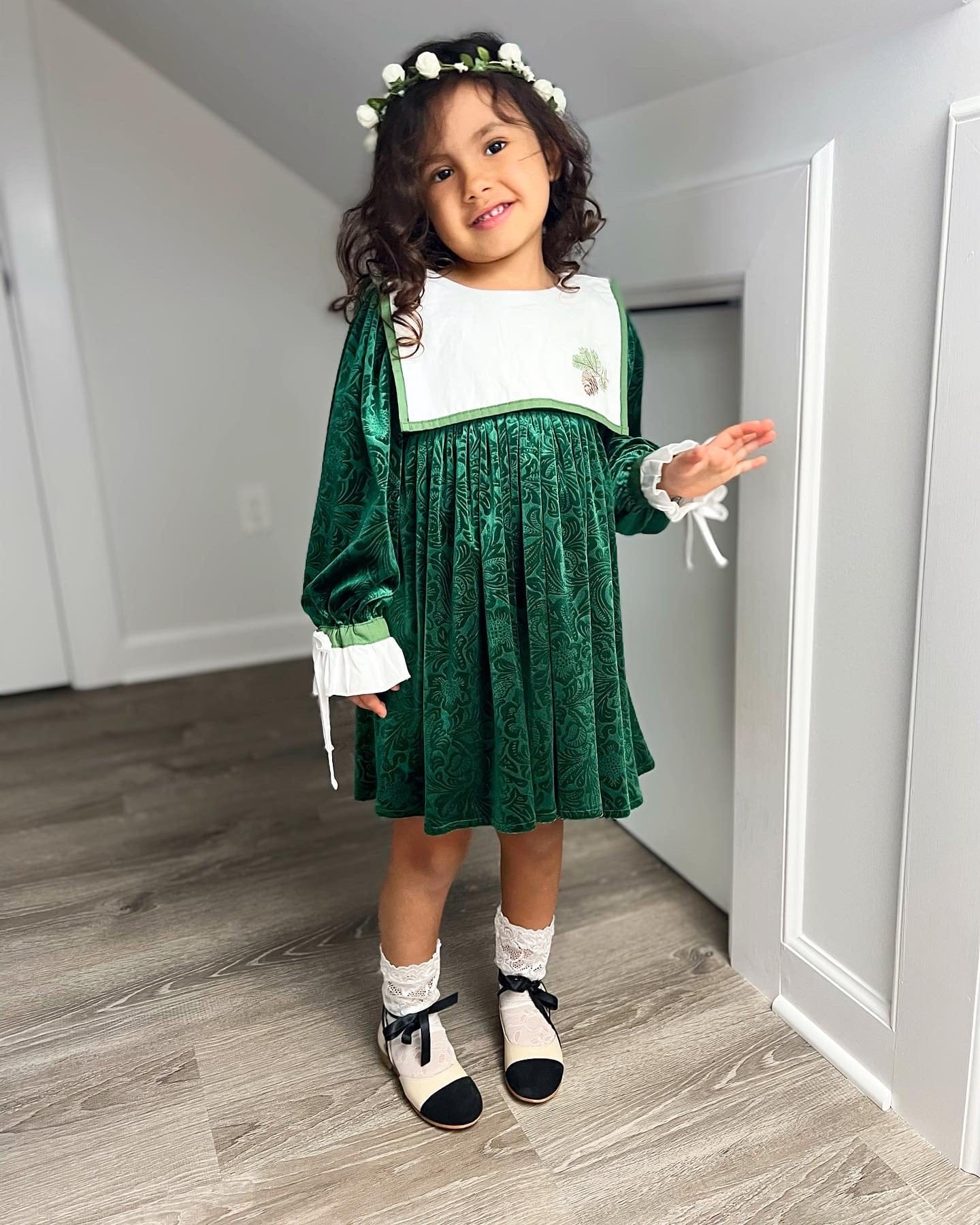 Girl | Everly Damask Velour Dress | Green