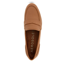 Winona Tailored Loafer | Tan Pebbled Leather
