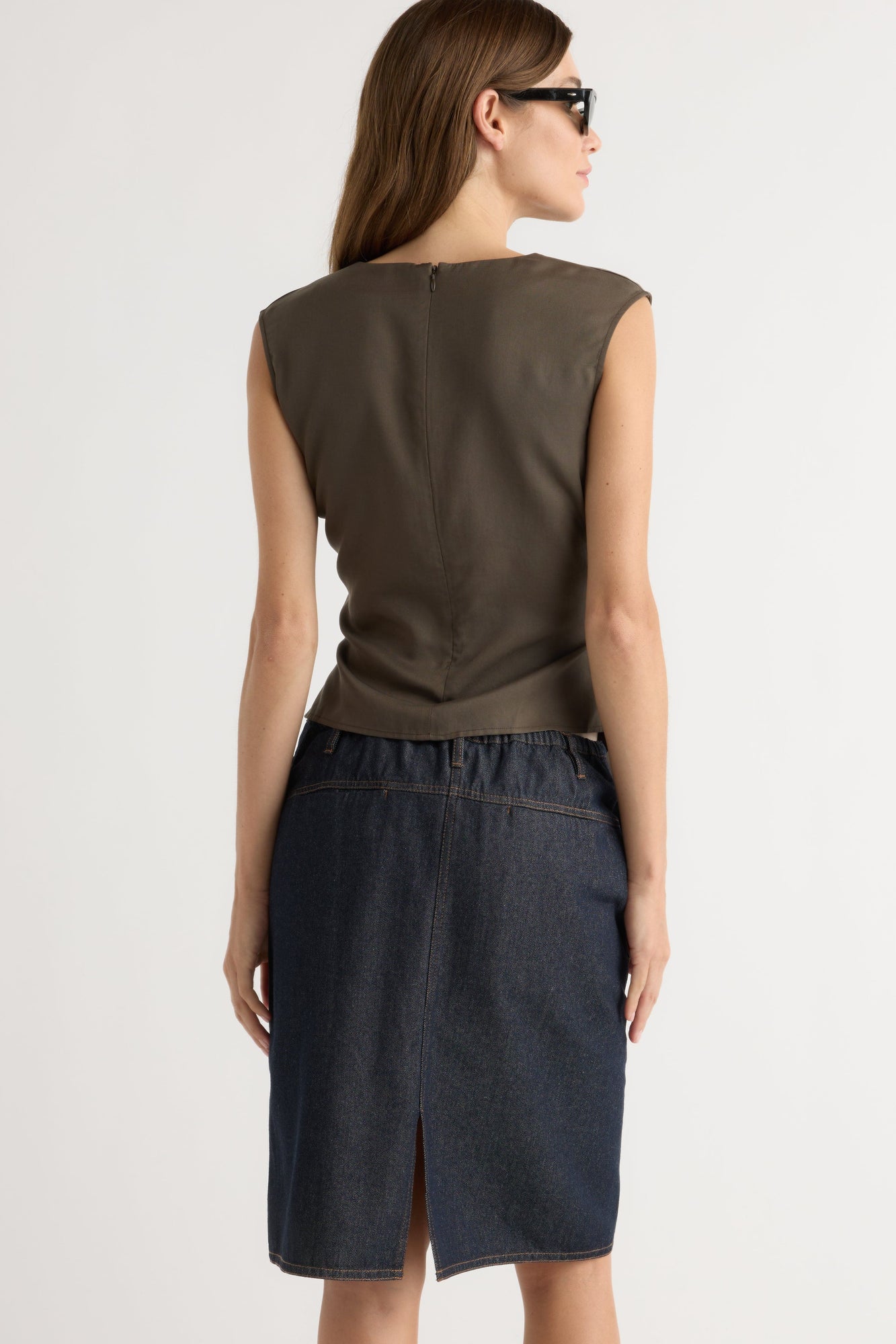 Renee | Johanna Knee-Length Denim Skirt in Size Extra Small
