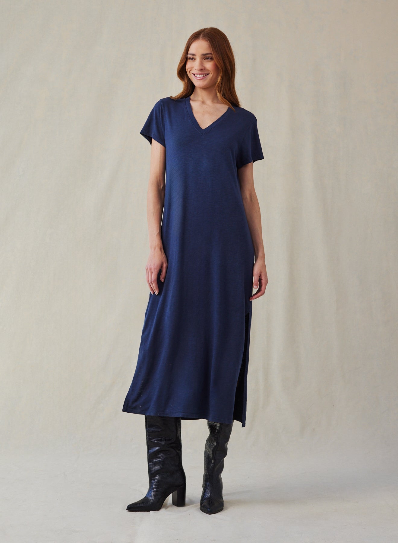 V-Neck Knit Maxi Dress | Endless Sea