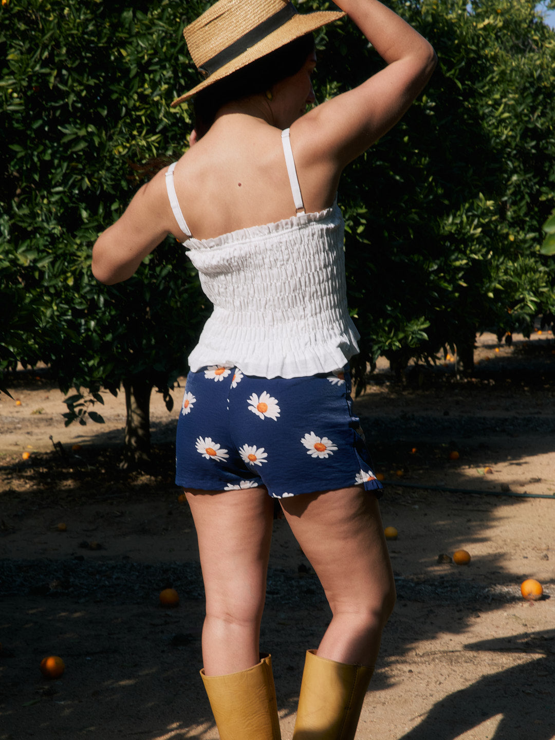 Christy Skort | Navy Daisy