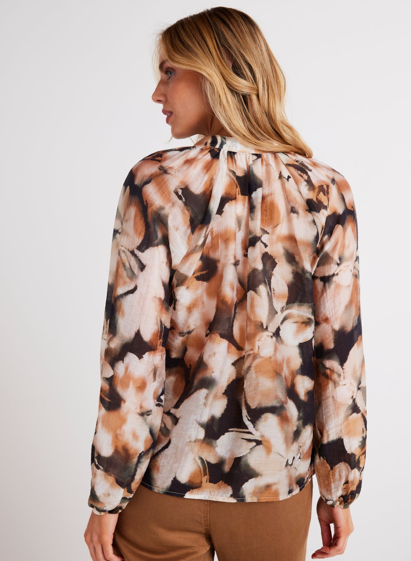 Long Sleeve Shirred Raglan Shirt | Harvest Floral Print