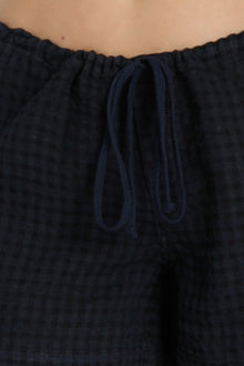 Women | Puckered Gingham Fly Front Linen Short | Past Midnight