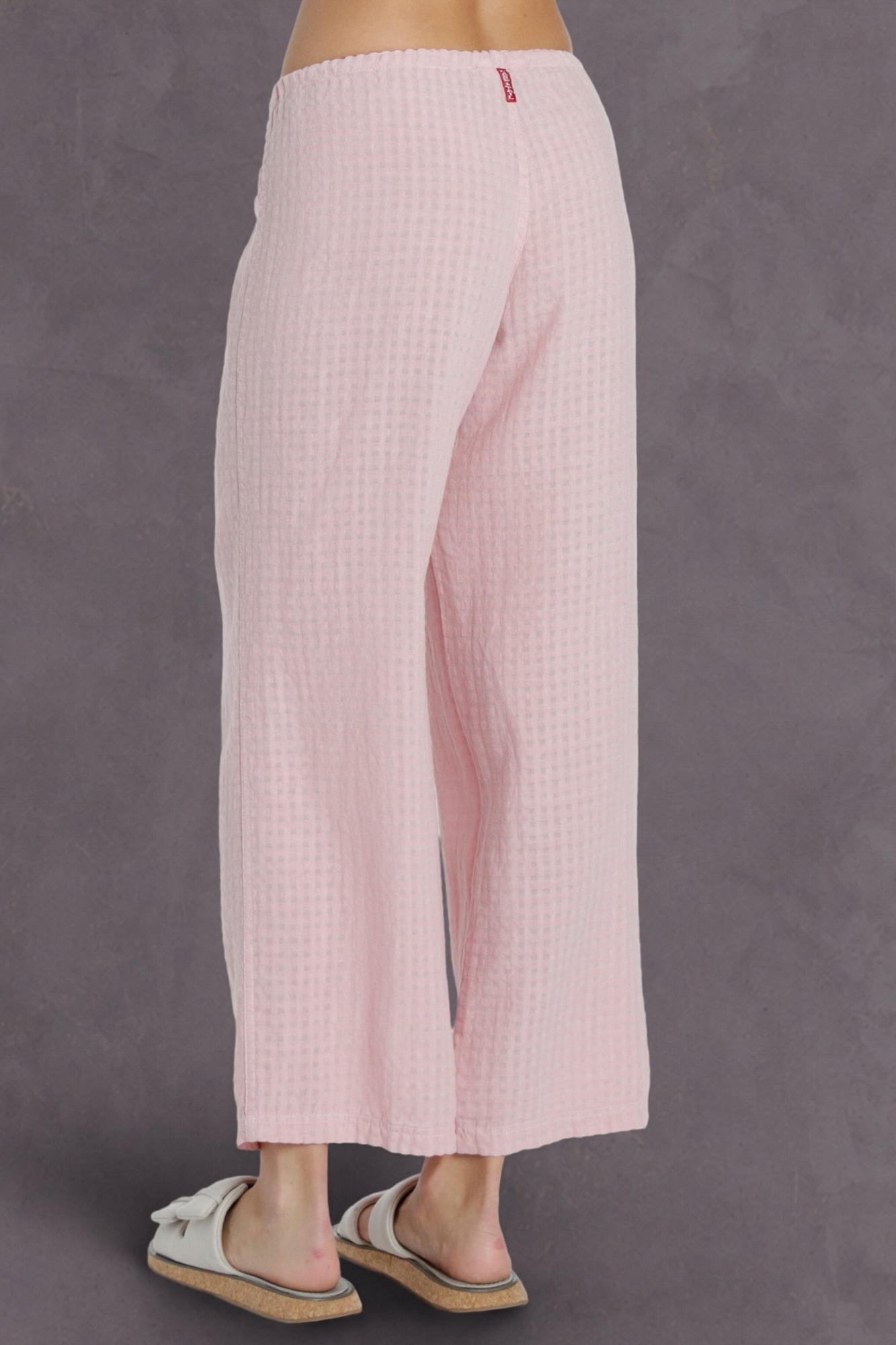 Women | Puckered Gingham Fly Front Linen Skipper | Cameo Pink