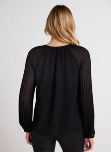 Pleated Sleeve Raglan Pullover | Black