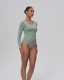 V-Neck Long Sleeve Top | Oat Milk