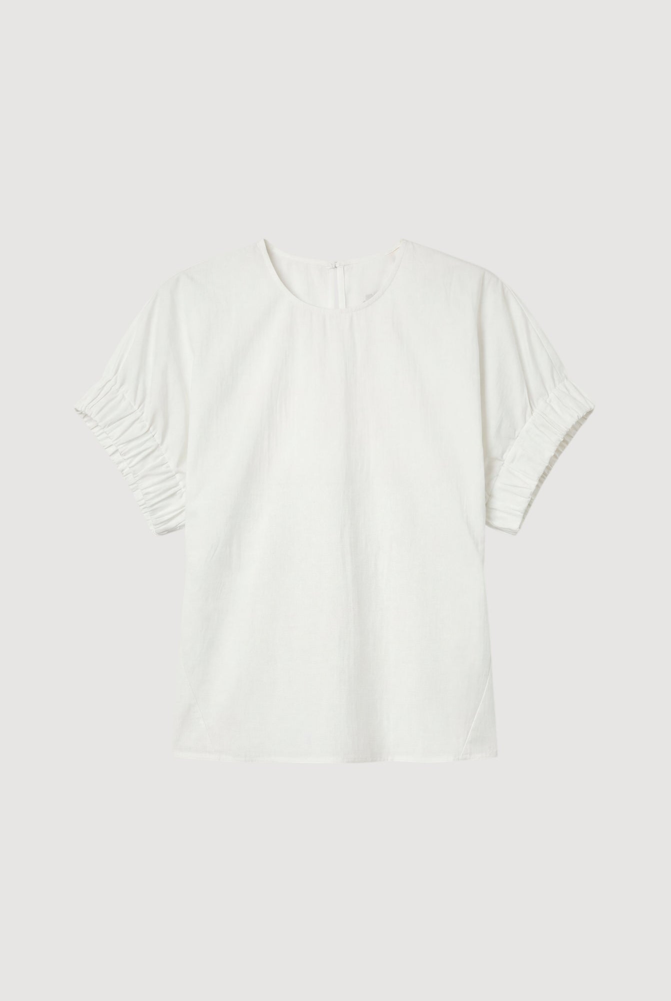 Karolina | Roxanne Elasticated-Sleeve Blouse in Size Extra Small - Flat