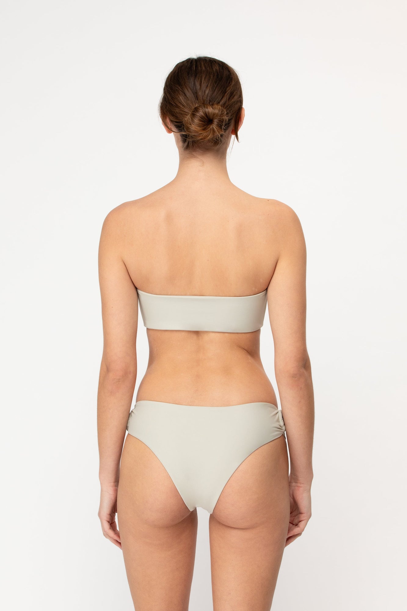 Ames Bottom | Oyster