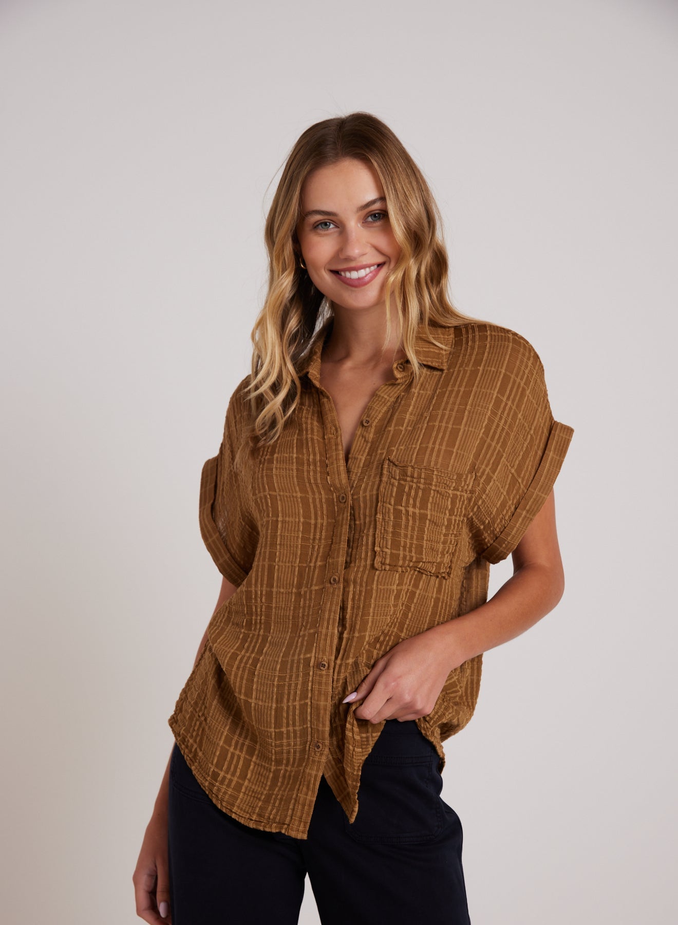 Short Sleeve Pocket Button Down | Topaz Gold