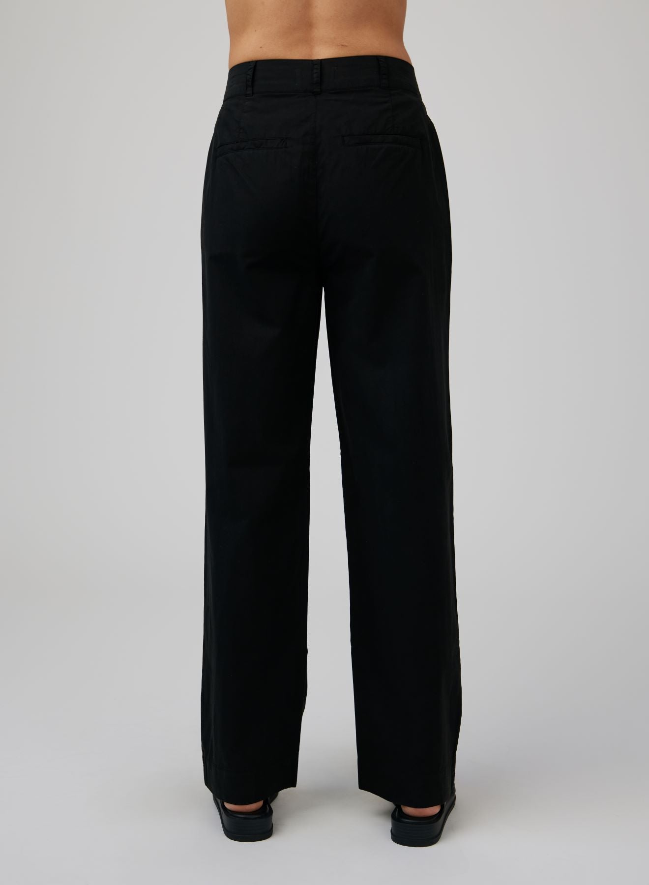 Single Pleat Trouser | Black